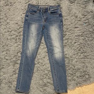AE high rise light wash jeans